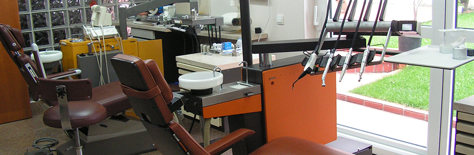 Stomatološka Ordinacija Dr Momčilo Simić slider image 4