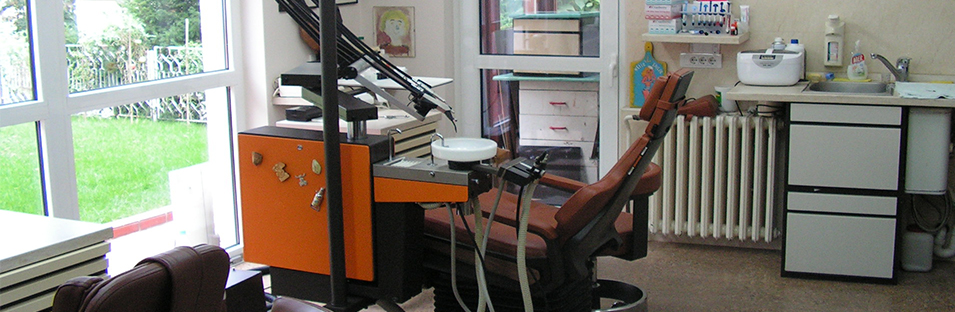 Stomatološka Ordinacija Dr Momčilo Simić slider image 6